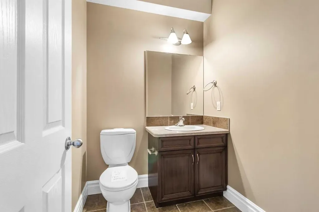 1235 21 Street Bowden AB T0M0K0