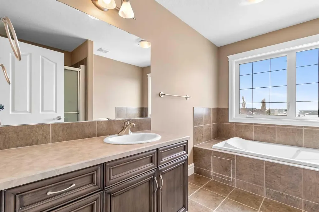 1235 21 Street Bowden AB T0M0K0