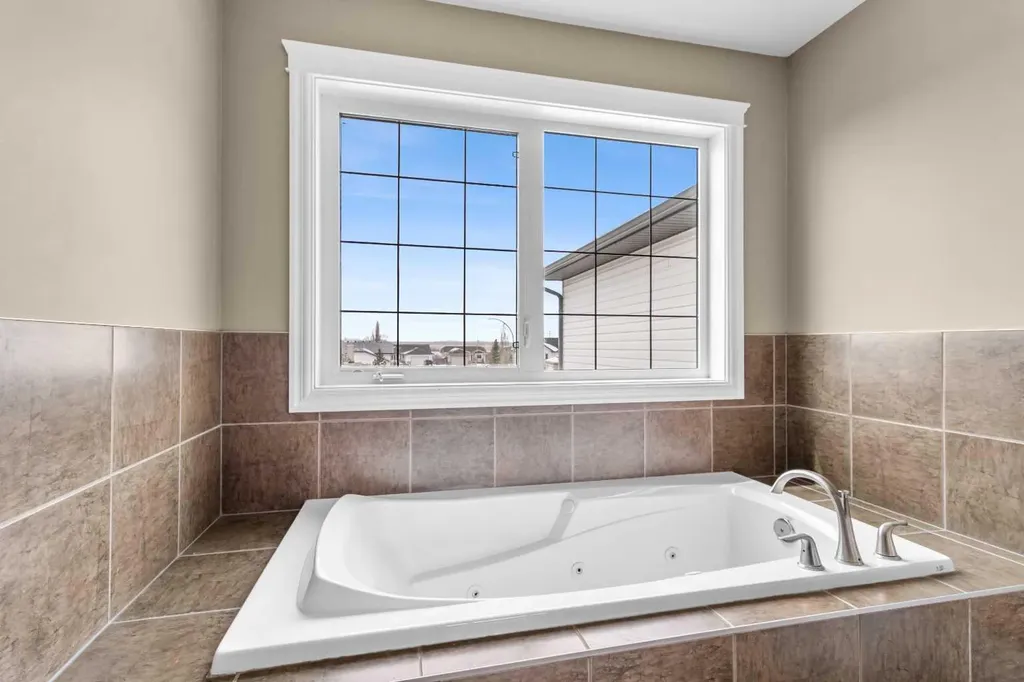 1235 21 Street Bowden AB T0M0K0