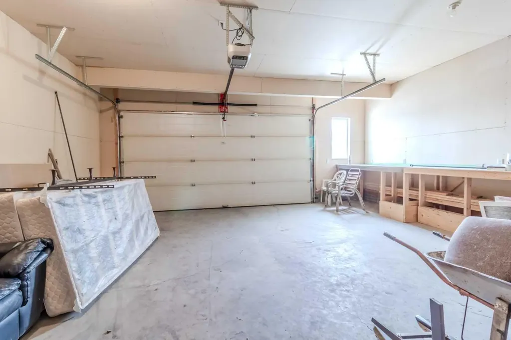 1235 21 Street Bowden AB T0M0K0