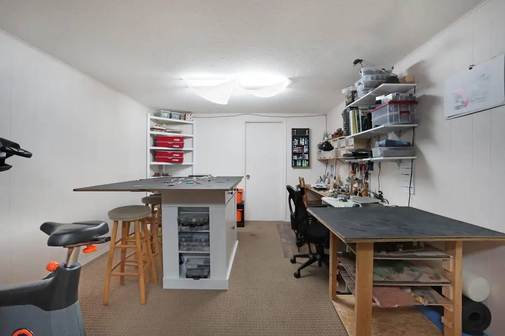 215 1 Street E Duchess AB T0J 0Z0