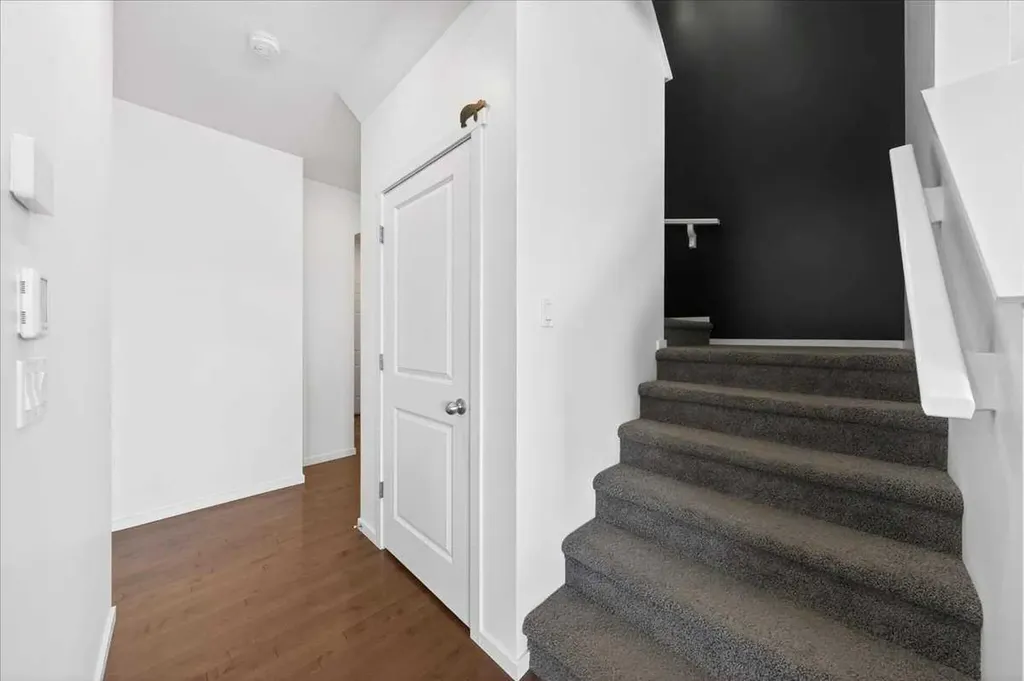 20 Nolancrest Green NW Calgary AB T3R0P8