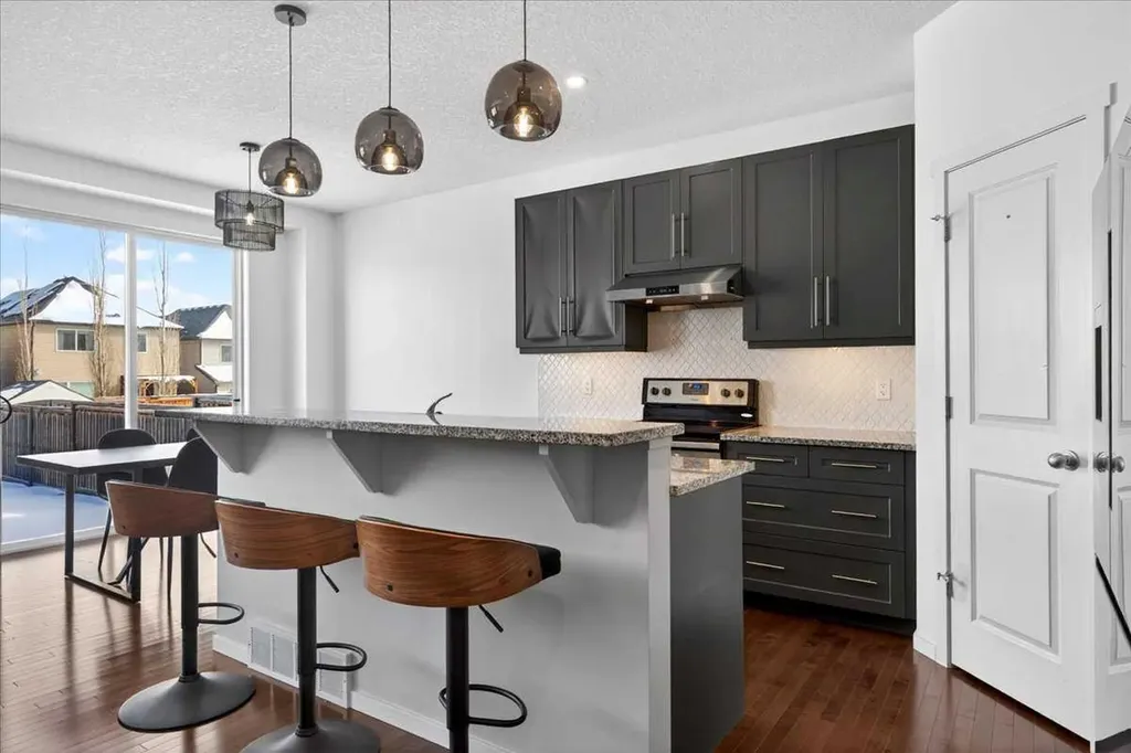 20 Nolancrest Green NW Calgary AB T3R0P8
