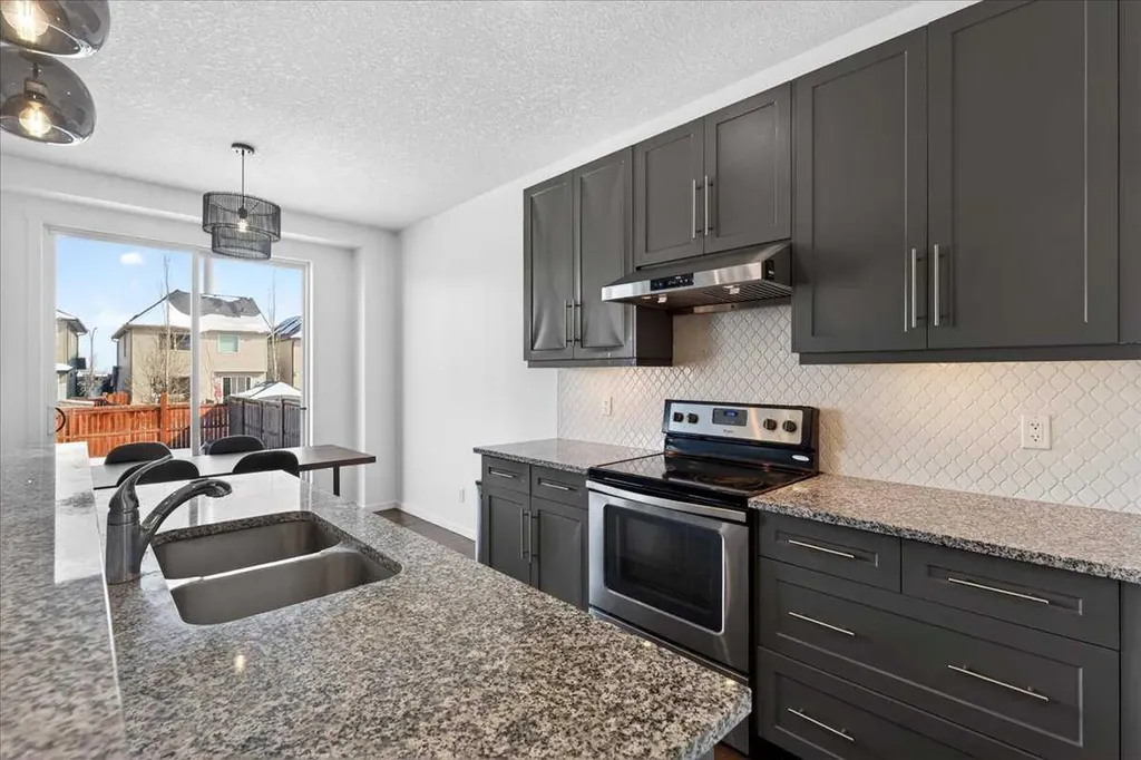 20 Nolancrest Green NW Calgary AB T3R0P8