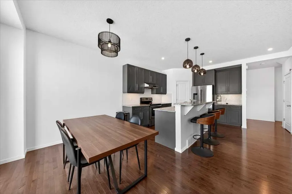 20 Nolancrest Green NW Calgary AB T3R0P8