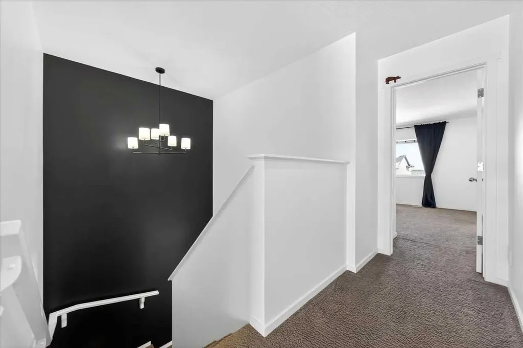 20 Nolancrest Green NW Calgary AB T3R0P8