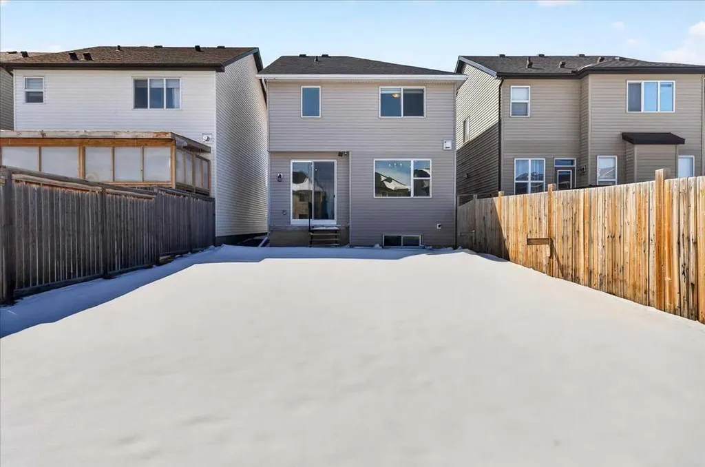 20 Nolancrest Green NW Calgary AB T3R0P8