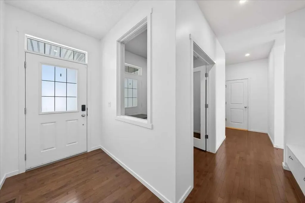 20 Nolancrest Green NW Calgary AB T3R0P8