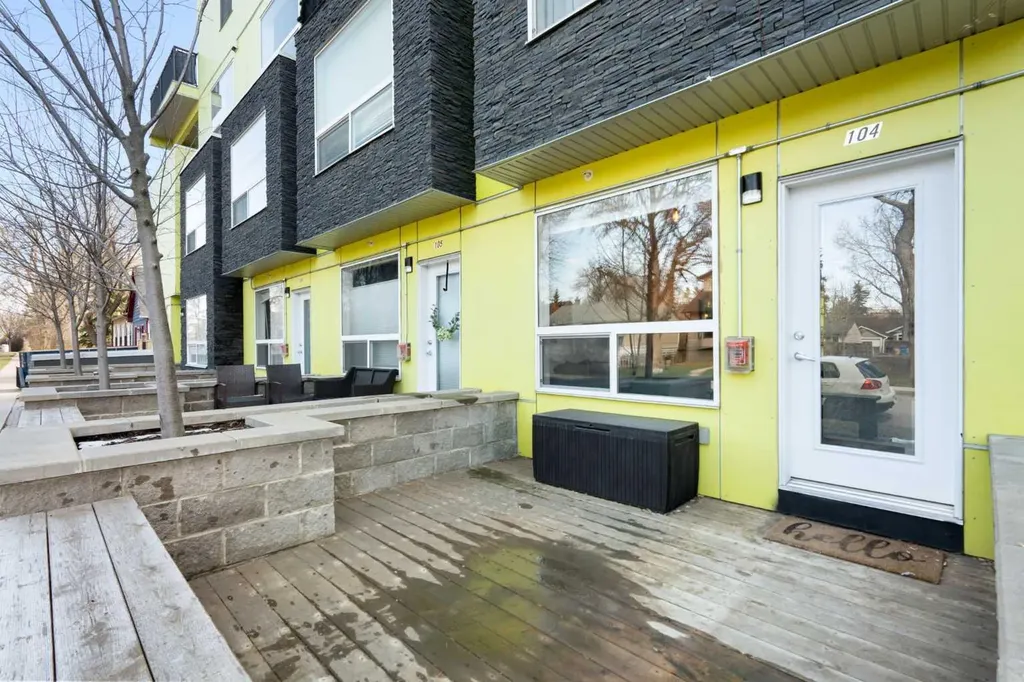 1740 9 Street NW Calgary AB T2M 4Z5
