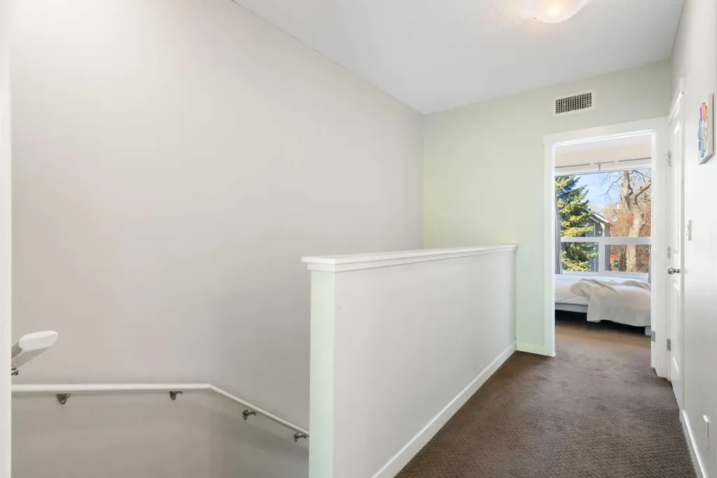 1740 9 Street NW Calgary AB T2M 4Z5