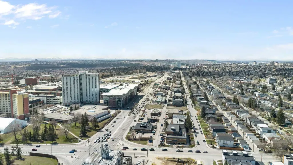 1740 9 Street NW Calgary AB T2M 4Z5