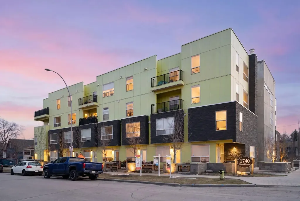 1740 9 Street NW Calgary AB T2M 4Z5