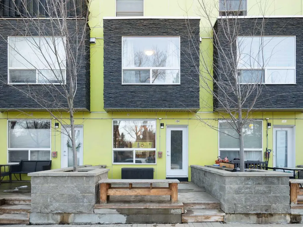 1740 9 Street NW Calgary AB T2M 4Z5