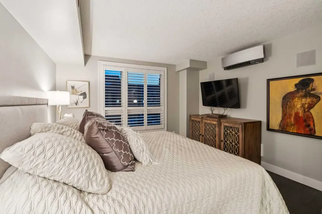 400 Eau Claire Avenue SW Calgary AB T2P 4X2