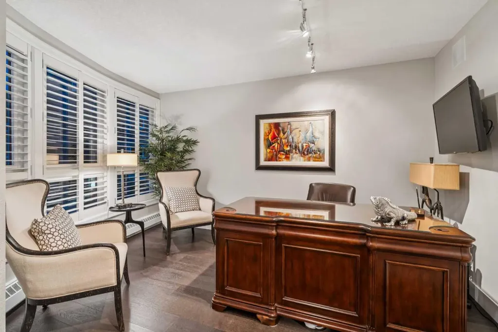 400 Eau Claire Avenue SW Calgary AB T2P 4X2