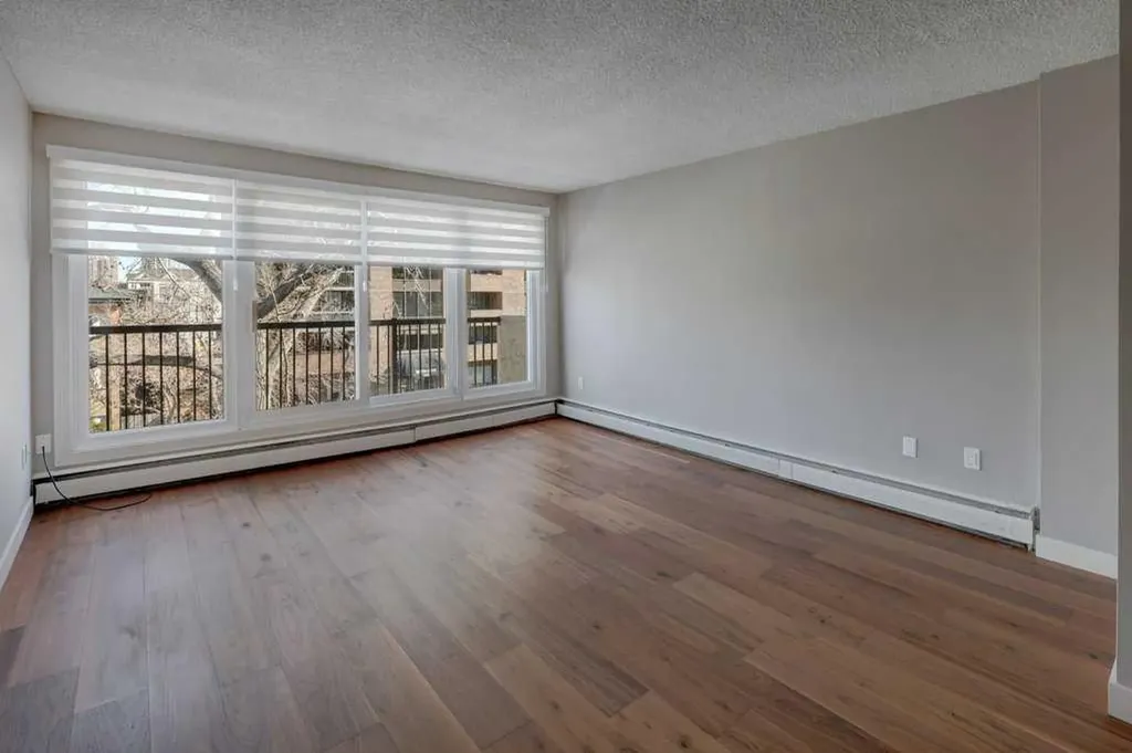 1025 14 Avenue SW Calgary AB T2R 0N9