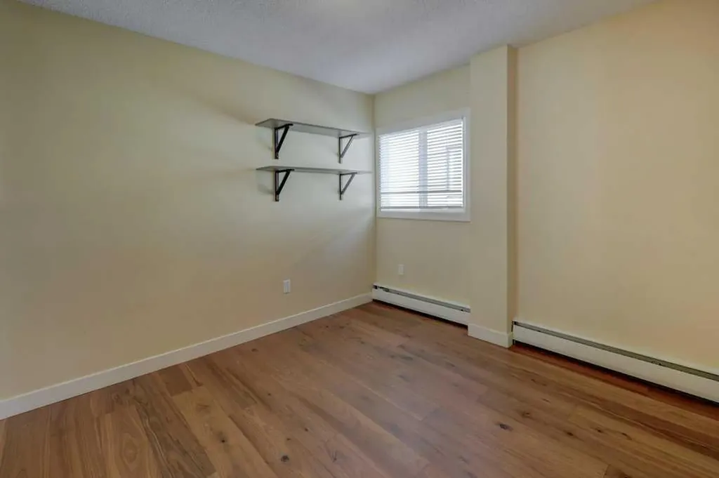 1025 14 Avenue SW Calgary AB T2R 0N9