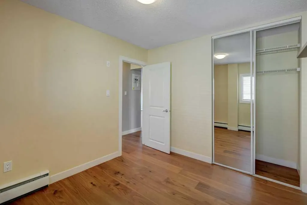 1025 14 Avenue SW Calgary AB T2R 0N9