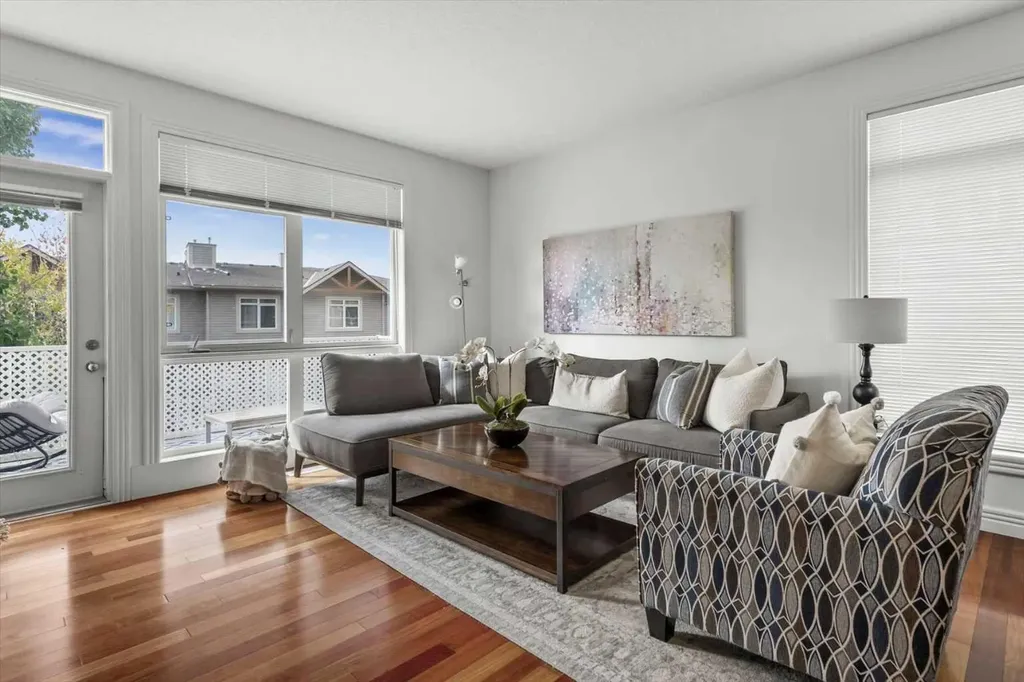 164 Rockyledge View NW Calgary AB T3G 6B2