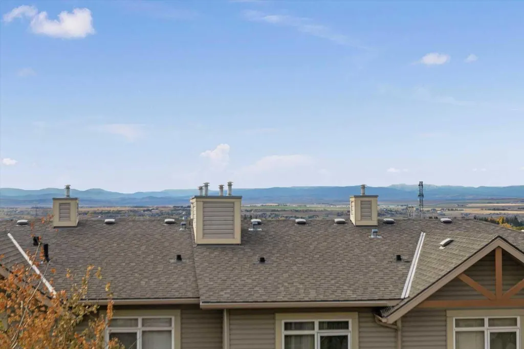 164 Rockyledge View NW Calgary AB T3G 6B2