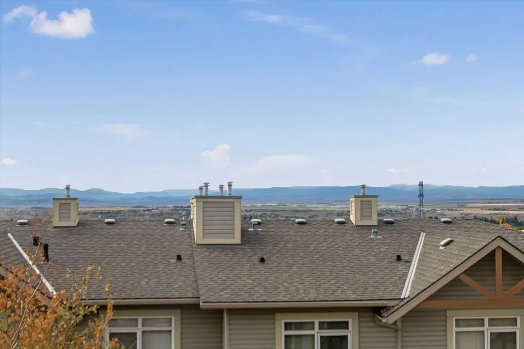 164 Rockyledge View NW Calgary AB T3G 6B2