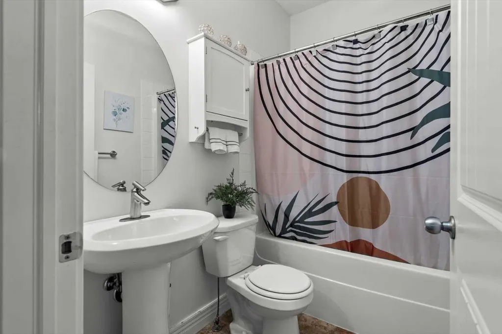 164 Rockyledge View NW Calgary AB T3G 6B2