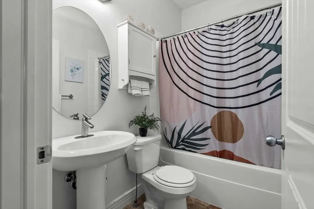 164 Rockyledge View NW Calgary AB T3G 6B2
