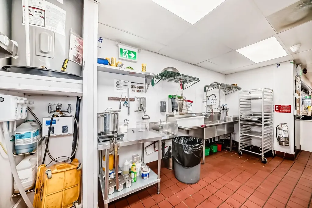 1814 Mayor Magrath Drive S Lethbridge AB T1K2R5