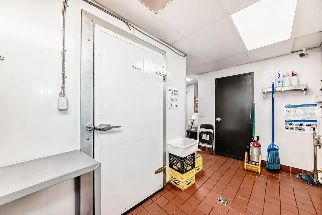 1814 Mayor Magrath Drive S Lethbridge AB T1K2R5