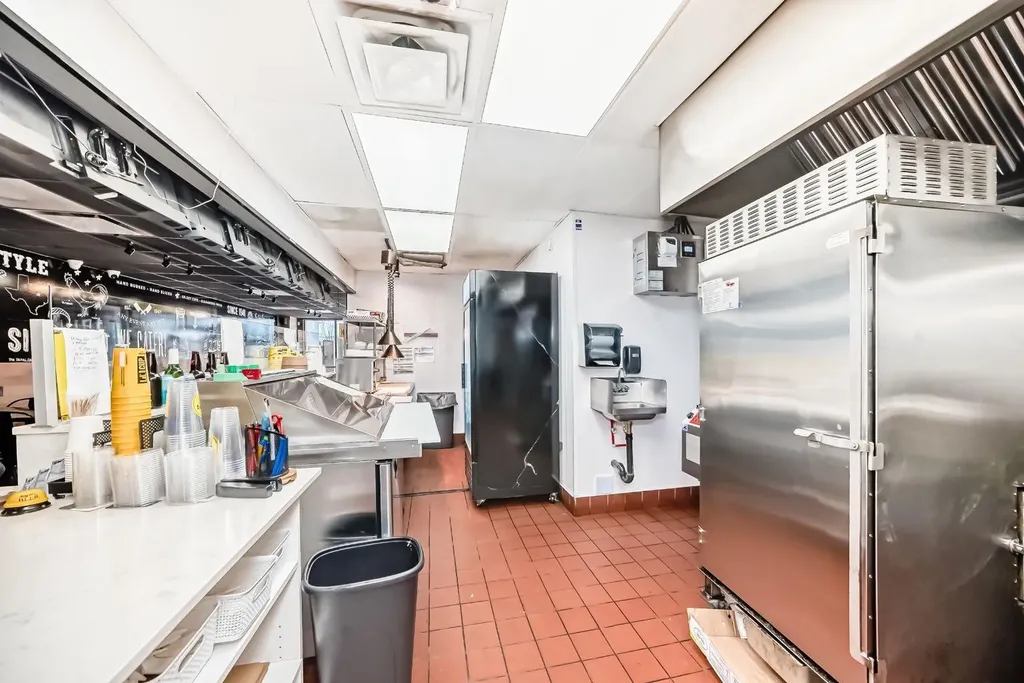 1814 Mayor Magrath Drive S Lethbridge AB T1K2R5