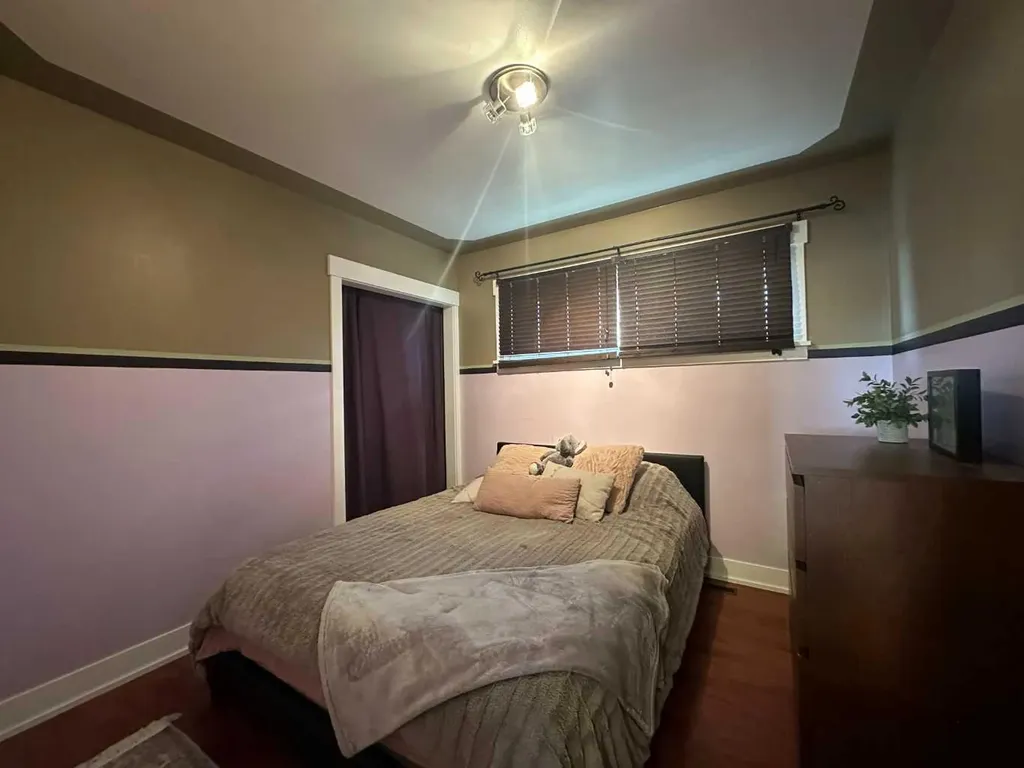 5002 57 Avenue Ponoka AB T4J 1G5