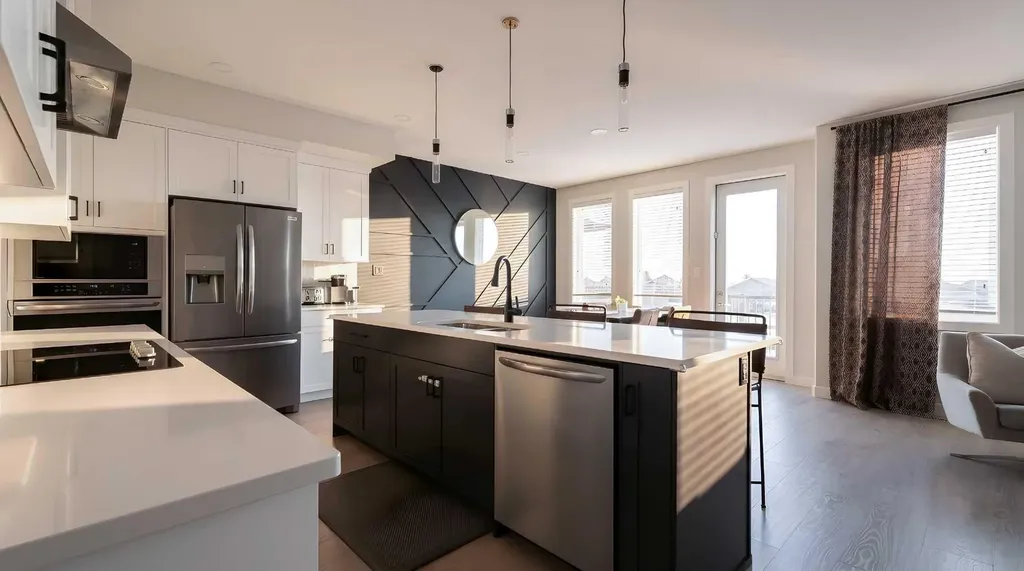 781 Atlantic Cove W Lethbridge AB T1J 5S9