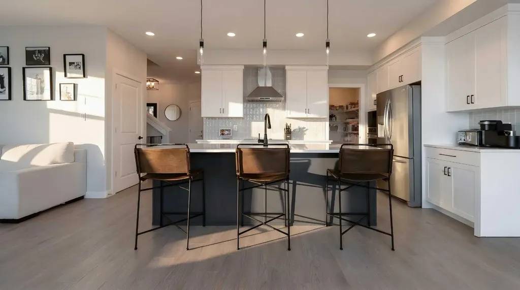 781 Atlantic Cove W Lethbridge AB T1J 5S9