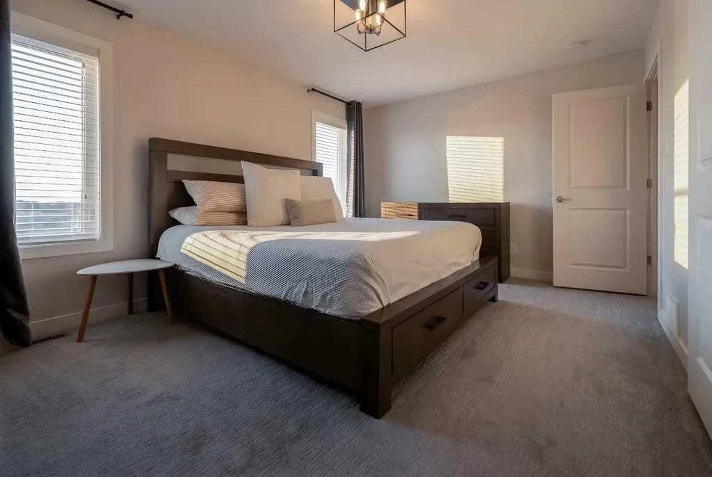 781 Atlantic Cove W Lethbridge AB T1J 5S9