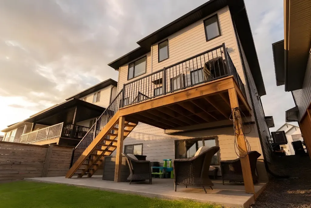 781 Atlantic Cove W Lethbridge AB T1J 5S9