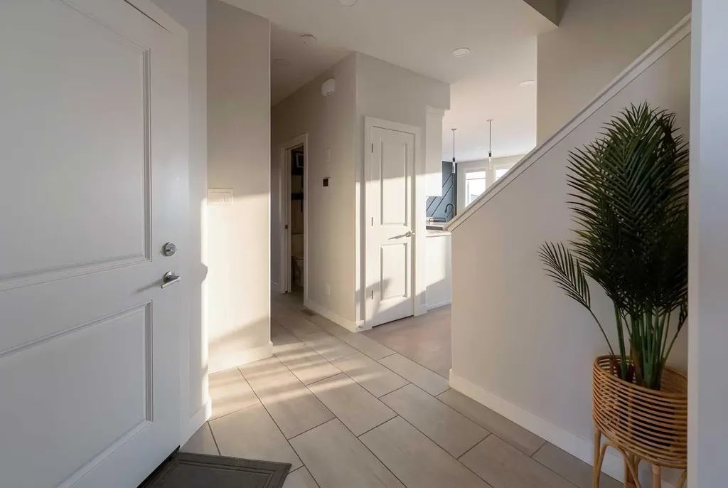 781 Atlantic Cove W Lethbridge AB T1J 5S9