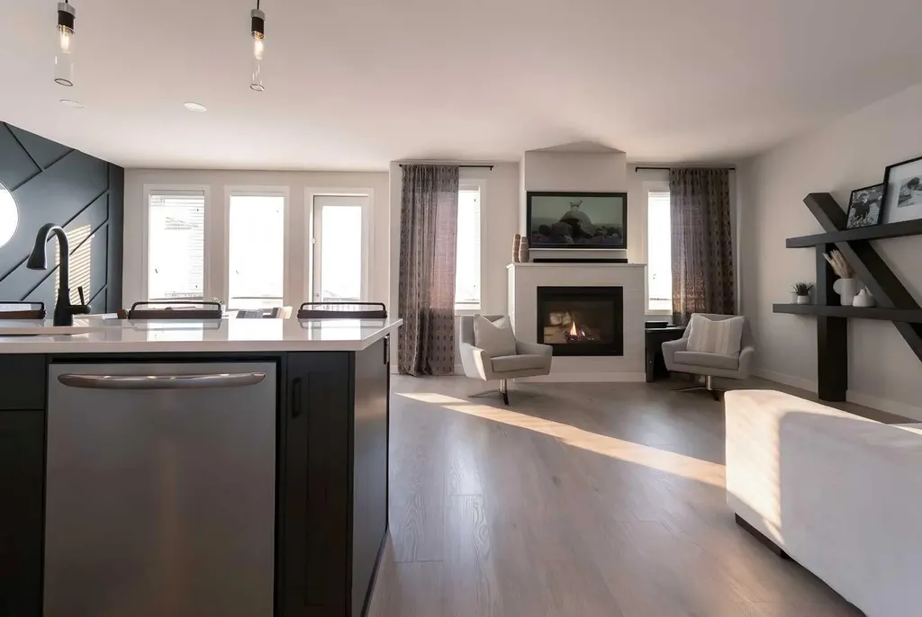 781 Atlantic Cove W Lethbridge AB T1J 5S9