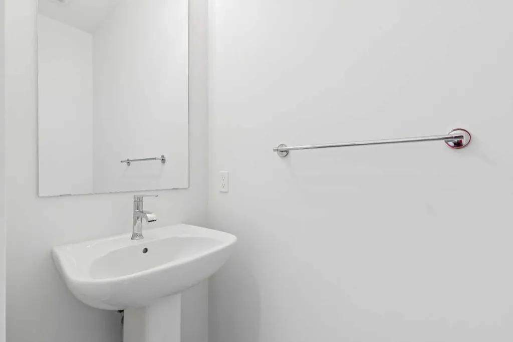 434 Bighorn Avenue SW Calgary AB T2Y1C9