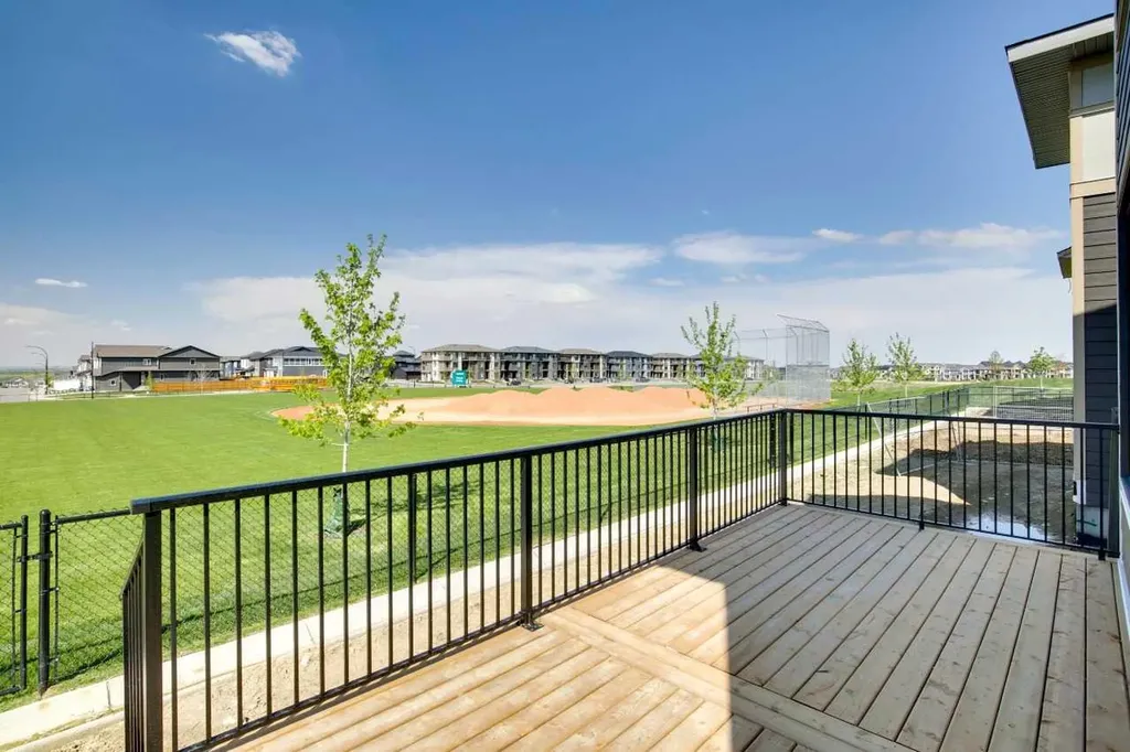 434 Bighorn Avenue SW Calgary AB T2Y1C9