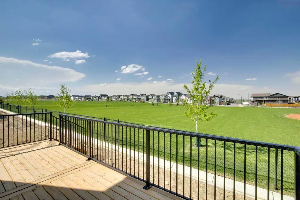 434 Bighorn Avenue SW Calgary AB T2Y1C9