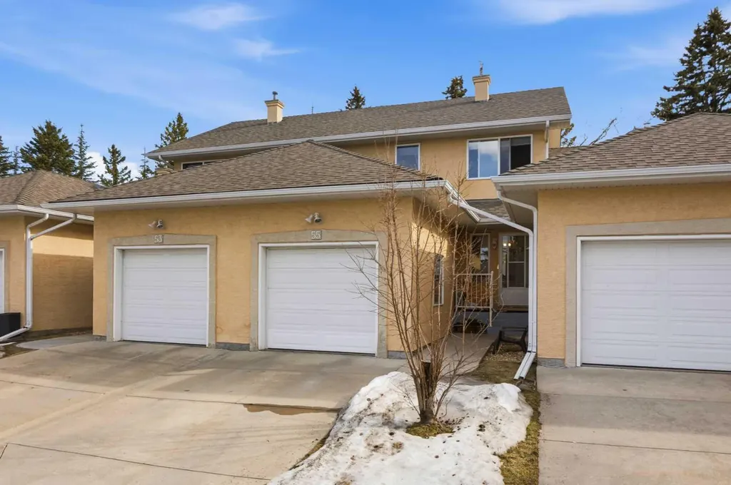 55 Cedarview Mews SW Calgary AB T2W6H8