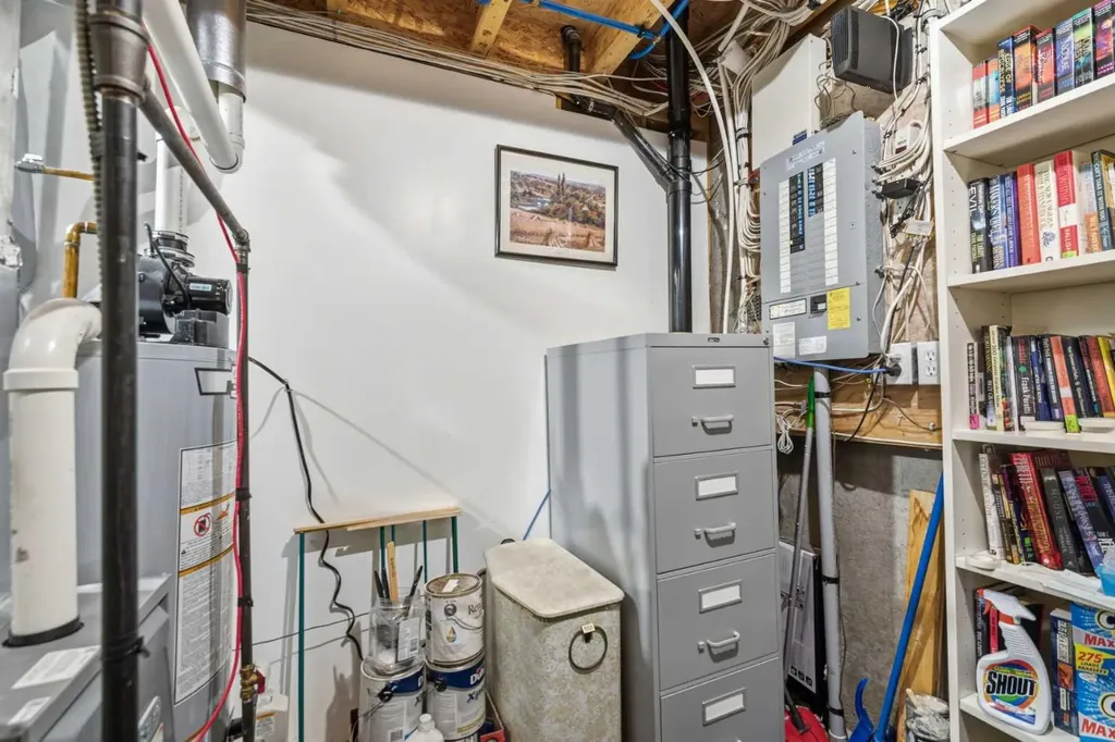 55 Cedarview Mews SW Calgary AB T2W6H8