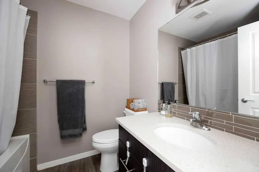 711 Beacon Hill Drive Fort Mcmurray AB T9H 3R5