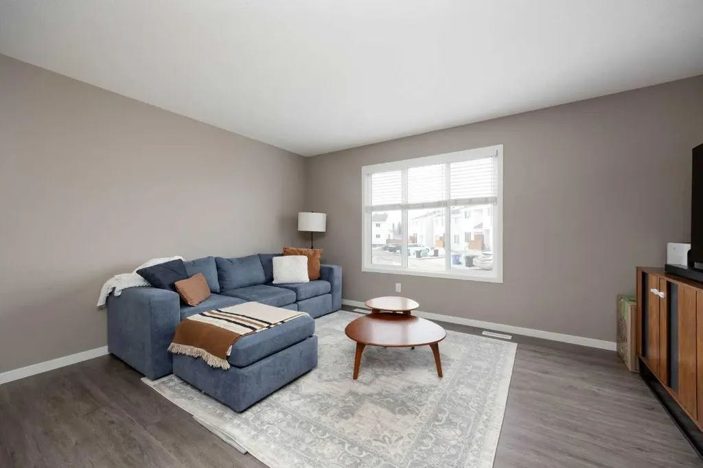 711 Beacon Hill Drive Fort Mcmurray AB T9H 3R5