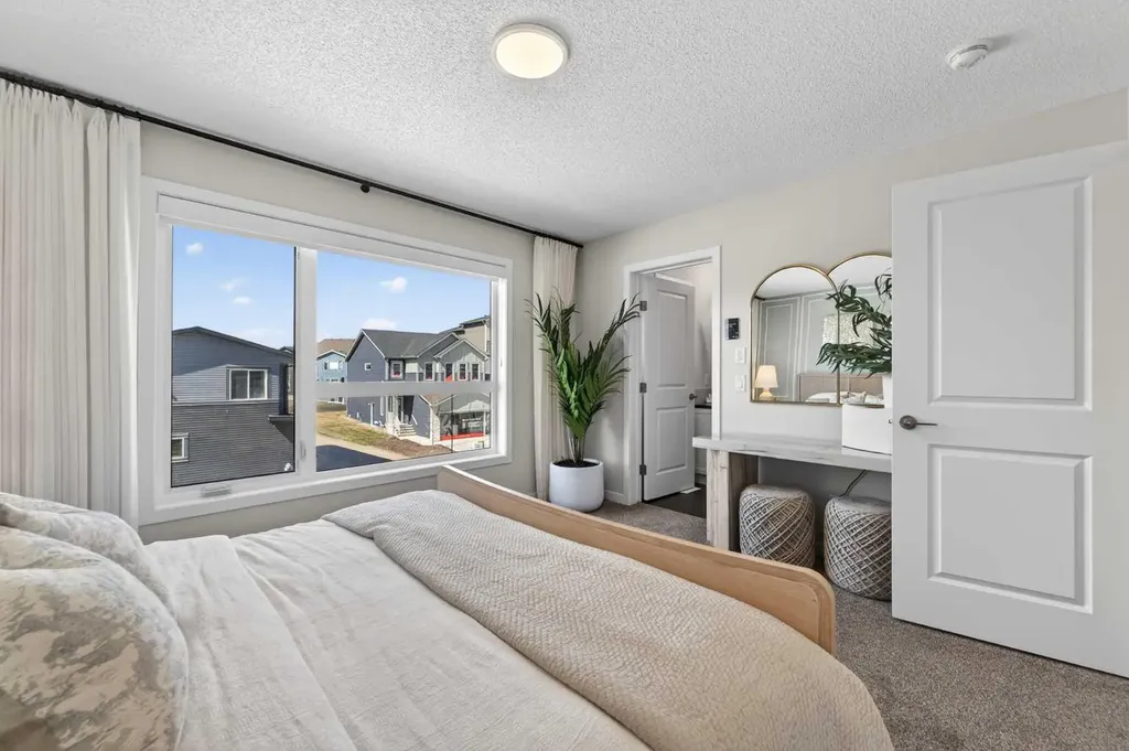 16 Belmont Place SW Calgary AB T2X 5E3