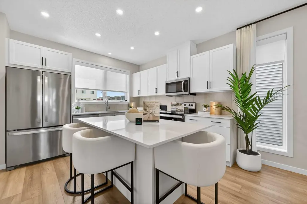 16 Belmont Place SW Calgary AB T2X 5E3