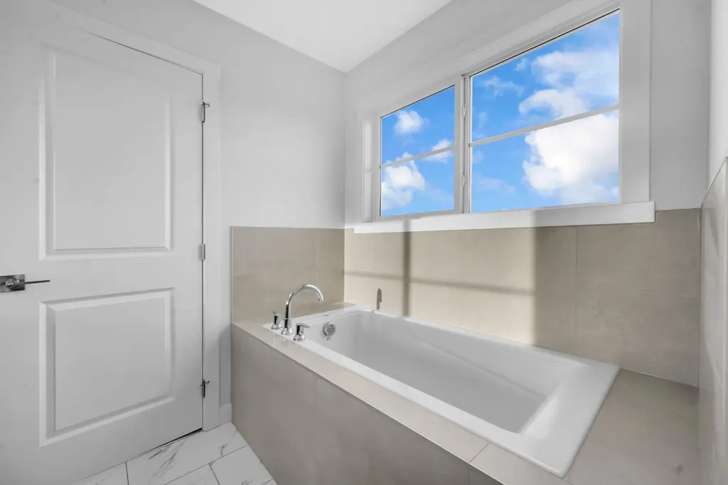 119 Homestead Common NE Calgary AB T3J 5V8