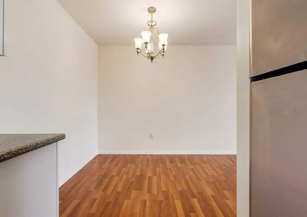 8948 Elbow Drive SW Calgary AB T2V 0H9