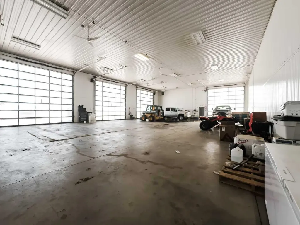 9115 106 Avenue La Crete AB T0H2H0