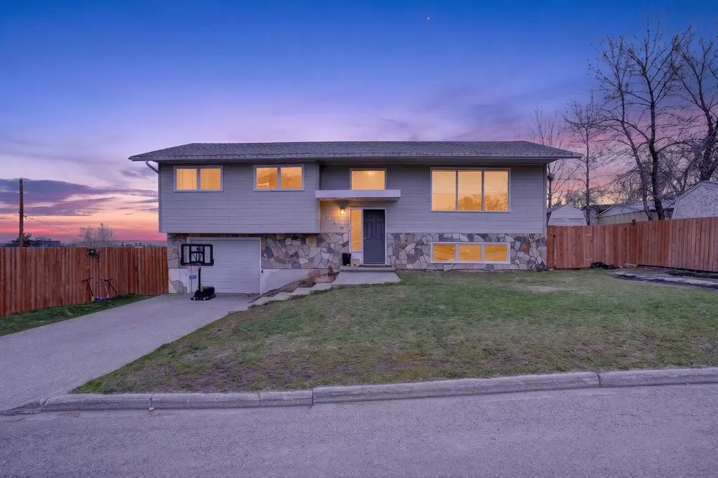 943 East Avenue Pincher Creek AB T0K 1W0